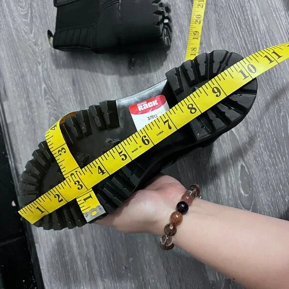 NWT Dr. Martens Rozalie Distressed Patent Heeled Chelsea Boots Sz 7 US - Picture 11 of 12